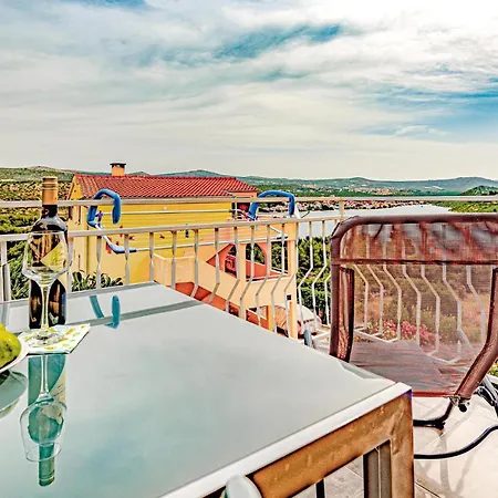 דירה 1 Bedroom Gorgeous In